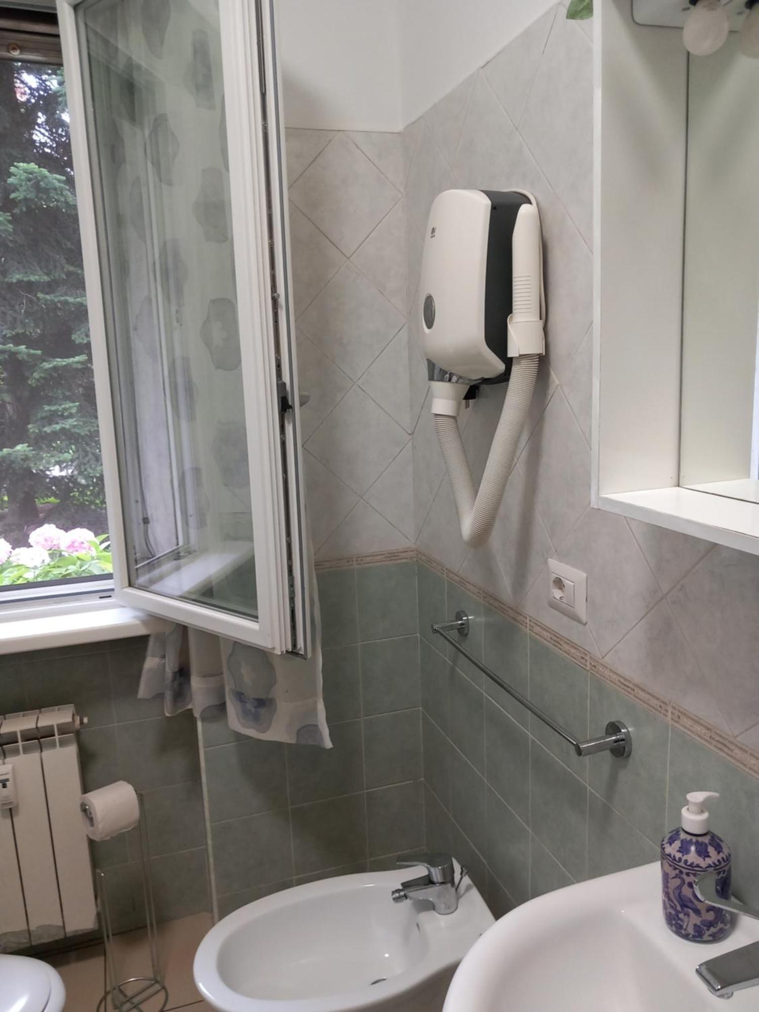 Apartamento Vicino Policlinico San Donato San Donato Milanese Bagian luar foto